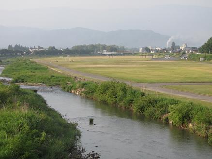 涼しさや　川の流れへ　鐘の音_c0075701_6592184.jpg