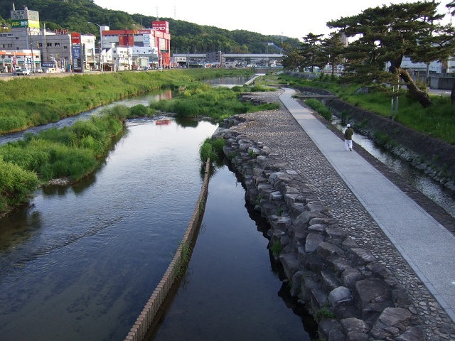 b0095061_1045384.jpg