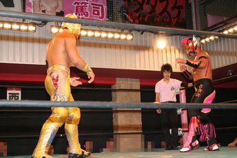 2010・06・06　大阪プロレス選手権試合_a0042864_8265013.jpg