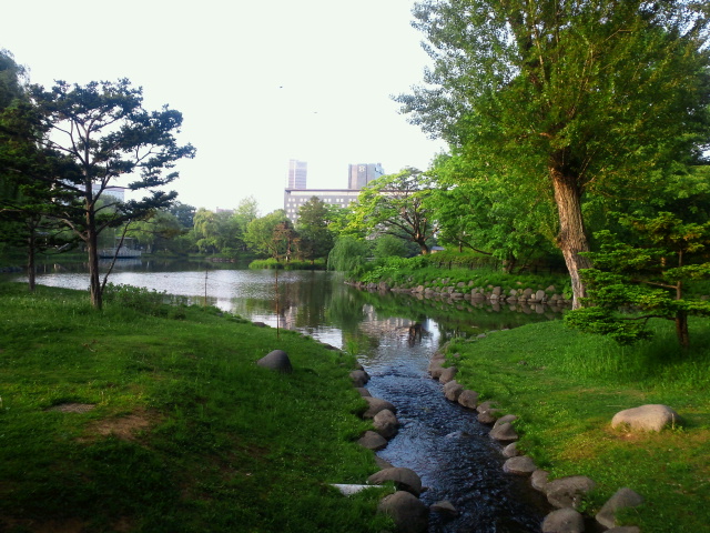 日没前の札幌・中島公園を歩く_a0151913_19394716.jpg