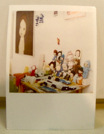 奈良美智「I DON\'T MIND IF YOU FORGET ME.」展ポストカード入荷のお知らせ_b0101418_21564289.jpg