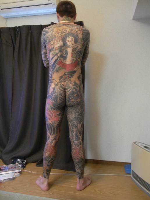 どんぶり後ろ完成 秋田 下北沢 八長的生活 文身 刺青 Tattoo