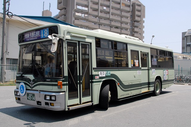 京都市バス～珍しい車両～_a0164734_2118450.jpg