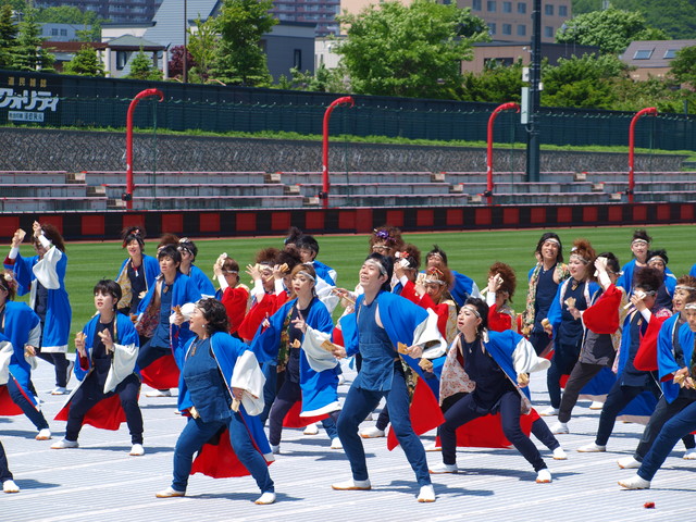 yosakoiソーラン祭り最終日（一）_f0074956_2184244.jpg