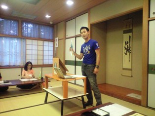 第30回例会の報告_b0160959_1504886.jpg