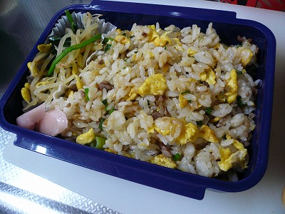 海老のﾏﾖﾎﾟﾝ弁当_a0142009_17314343.jpg