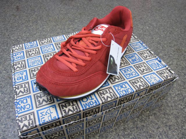 とっくに入荷しておりました・・・・_e0069415_13195379.jpg
