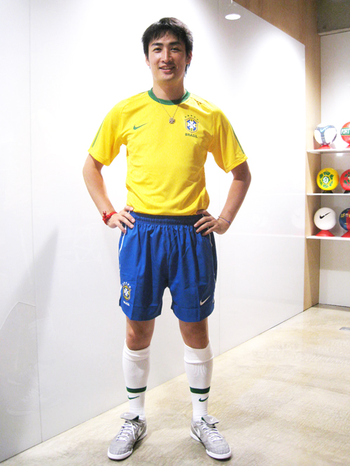 CBF☆BRASIL代表 Seleção Brasileira NIKE OFFICIAL選手用ユニフォームがKTa☆brasilに授与されました！_b0032617_22124329.jpg