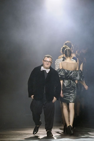 Alber Elbaz_b0181248_1652392.jpg