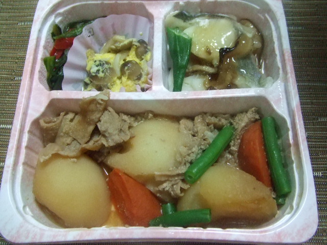 気くばり御膳プラス 大きな肉じゃがと鱈の生姜あんかけ_f0076001_23492095.jpg