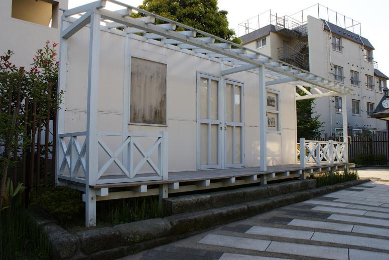 漱石公園と猫塚_b0063958_2221686.jpg