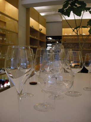 明治４３年創業、湯島の老舗硝子店_d0113182_1755535.jpg