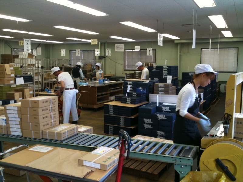 乾麺の出荷作業_d0166534_1214579.jpg
