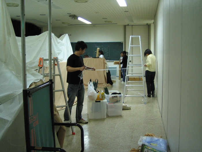 18日から Open Studio！只今、搬入中！_d0005370_2013591.jpg