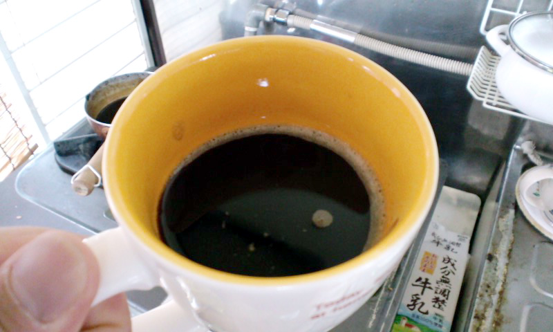 コーヒー牛乳と呼んでいるが・・_d0093903_22385787.jpg