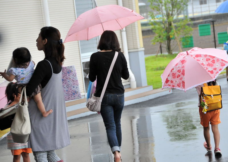 梅雨そのもの…_e0056537_16125712.jpg