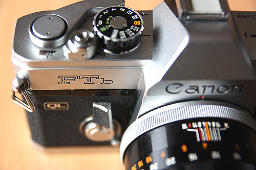 ◇CANON FTb (1973) ・・・キャノンNo1の信頼ある中級機 : 記録と