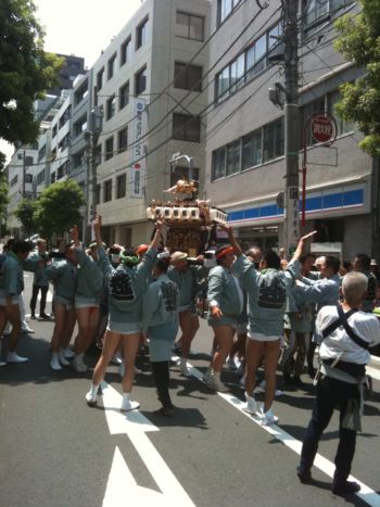 神幸祭と稚児祭_d0082655_22442172.jpg