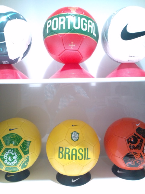 王国BRASIL2連勝、PORTUGAL戦へ。_b0032617_5454855.jpg