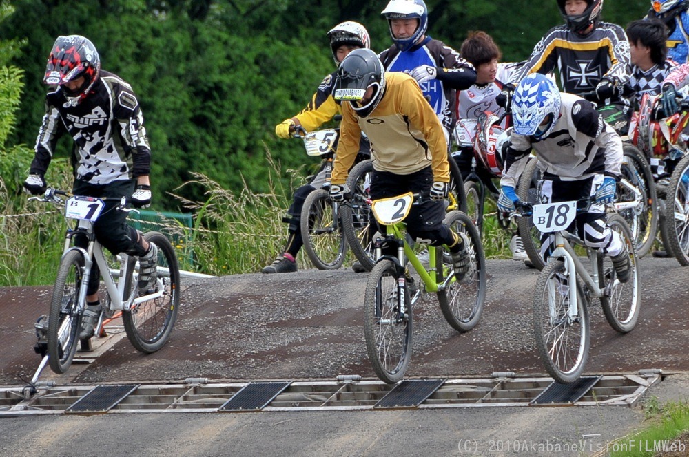 ２０１０JOSF緑山６月定期戦VOL3：MTBエキスパート決勝_b0065730_11565557.jpg