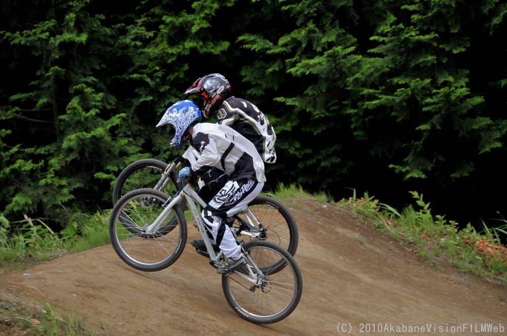 ２０１０JOSF緑山６月定期戦VOL3：MTBエキスパート決勝_b0065730_11583542.jpg