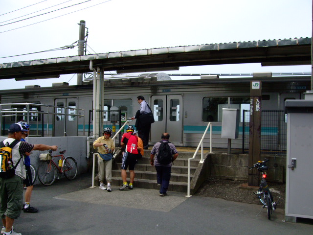 相模線入谷駅_d0166643_22174263.jpg