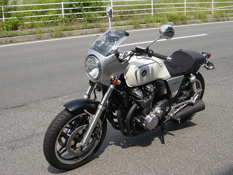 HONDA CB1100　試乗_e0045768_22544.jpg