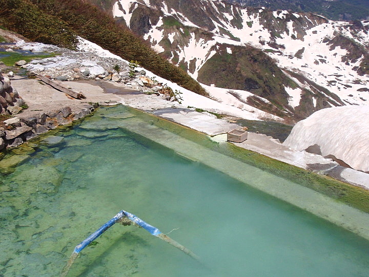 秘湯鑓温泉で修行_c0224989_18351356.jpg