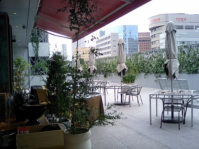 オープンテラスレストラン veranda_e0171426_22403755.jpg