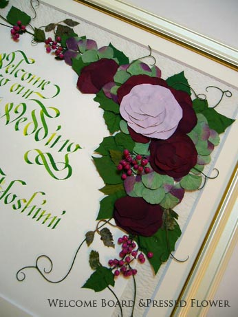 ウェルカムボードと押し花のコラボレーション 美的な押し花 カリグラフィー 花生活と私時間