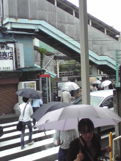 雨の浜川崎_a0103999_8332376.jpg