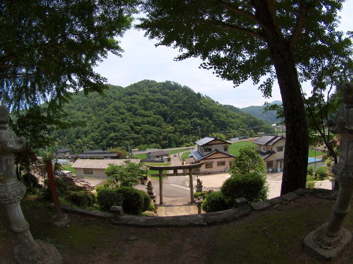 神社付近の風景_c0116915_2351488.jpg