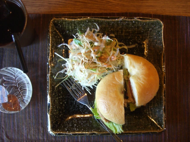 「ゆるり」さんでまったり。_c0148232_1937409.jpg
