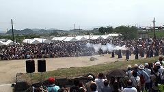 ２０１０あづち信長まつり　本番その６　安土城跡関連イベント_e0093407_12121327.jpg