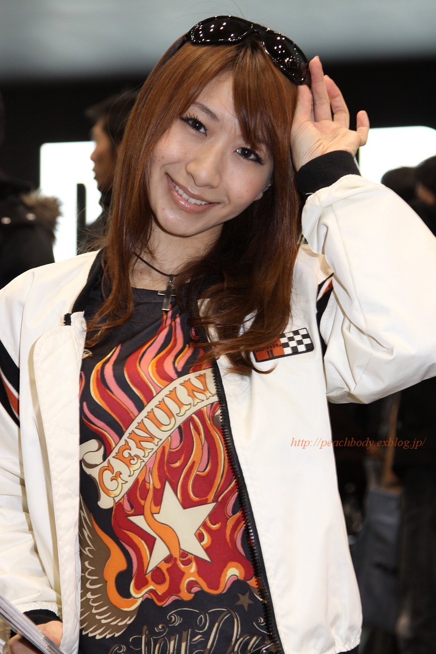 TMCS2010 ハーレーダビッドソン（HARLEY-DAVIDSON）ブース 鈴木未央子さん _c0215885_2242818.jpg