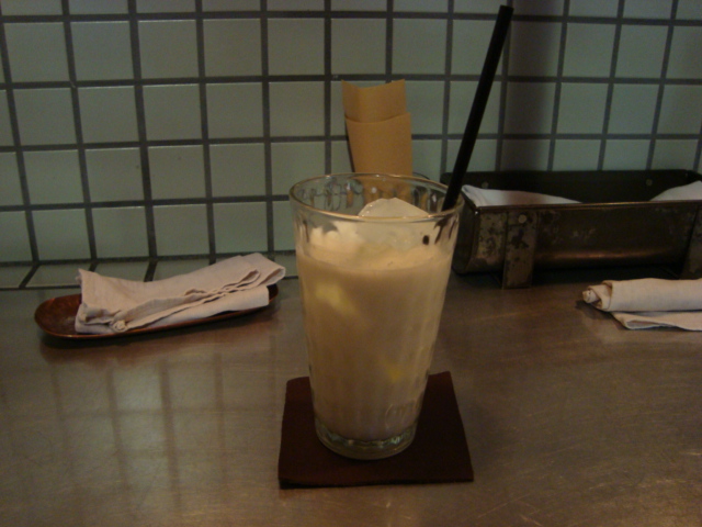 吉祥寺「Sajilo Cafe サジロカフェ」へ行く。_f0232060_0424924.jpg