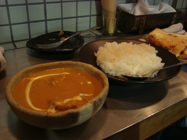 吉祥寺「Sajilo Cafe サジロカフェ」へ行く。_f0232060_0545346.jpg