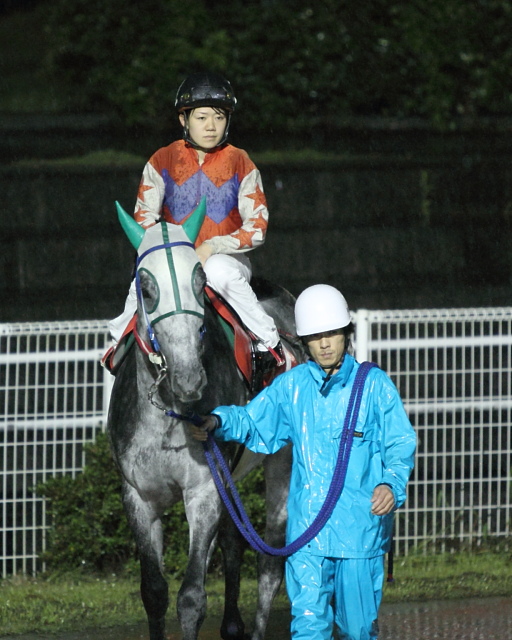 2010年6月26日(土) 高知競馬 9R 龍馬も泳いだ鏡川特別 C1-1 選抜馬_a0077663_2284125.jpg