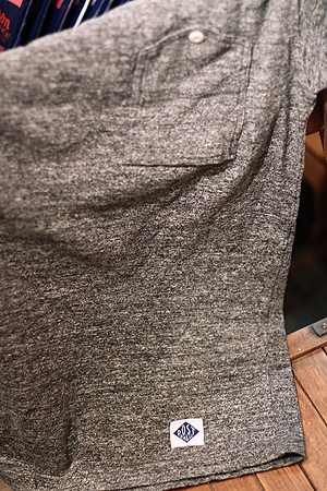 TEE-SHIRT_e0186470_21133235.jpg