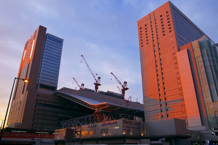 大阪駅の夕方_b0126684_164840.jpg