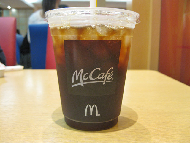 マクドナルド コーヒー無料配布(ICE)吉祥寺店_a0016730_1631880.jpg