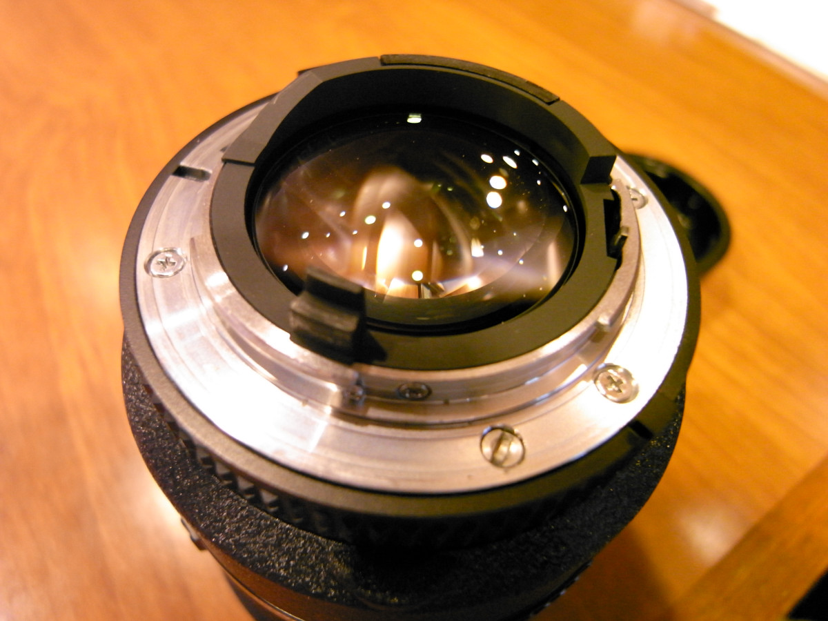 Ai AF 28mm F1.4D買っちゃった_c0186853_22352742.jpg