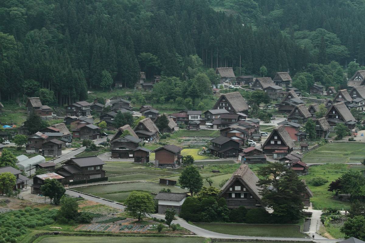 合掌造りの里 岐阜県白川郷（１）_d0106628_1734135.jpg