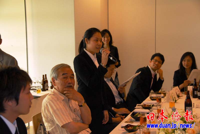 中国实习生参加日本著名企业研修交流会获好评_d0027795_1830406.jpg