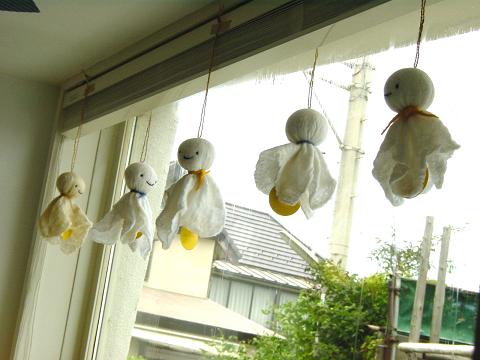 雨ですね！_f0190816_1054767.jpg