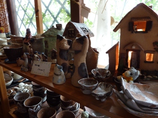 陶工房カフェギャラリー絵咲木 福岡県八女市。_a0143140_1917967.jpg