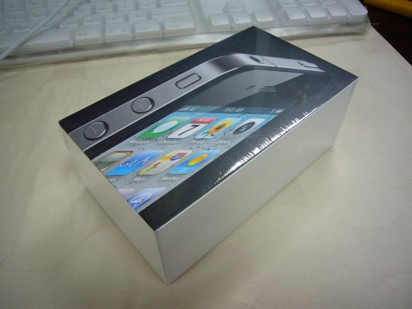 iPhone 4を手に入れちゃいました_b0063361_4595841.jpg