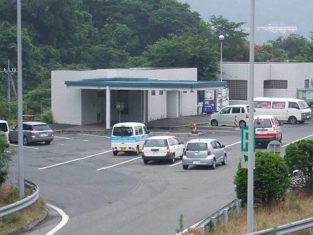 広島呉道路無料化スタート　坂料金所の様子_b0095061_11432018.jpg