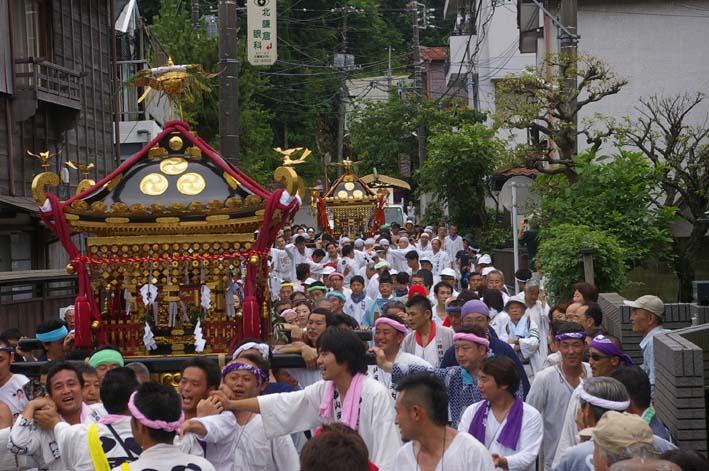 山ノ内八雲神社例大祭最大のハイライトの神輿渡御は１８日_c0014967_8551373.jpg