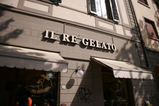 フィレンツェのお勧めジェラート屋さん IL RE GELATO_f0106597_19324837.jpg
